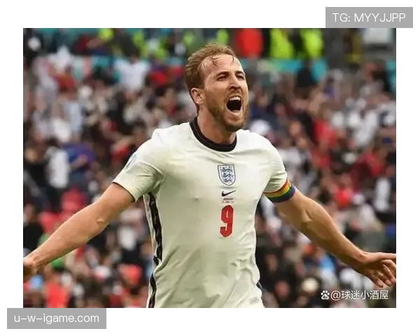 凯恩闪耀世界杯荣膺金靴奖，英格兰前锋展现顶级射手风采