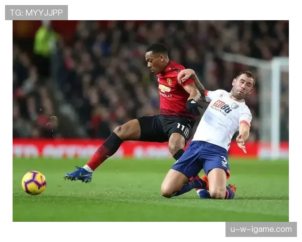 伯恩茅斯快速反击彰显韧性,状态回升增强联赛竞争力 伯恩茅斯快速反击彰显韧性,状态回升增强联赛竞争力