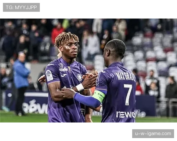 兰斯球员状态回暖，助力球队迎来关键胜利表现稳健